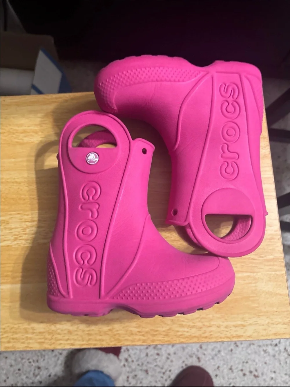 Crocs rain boots size 8 C pink crush